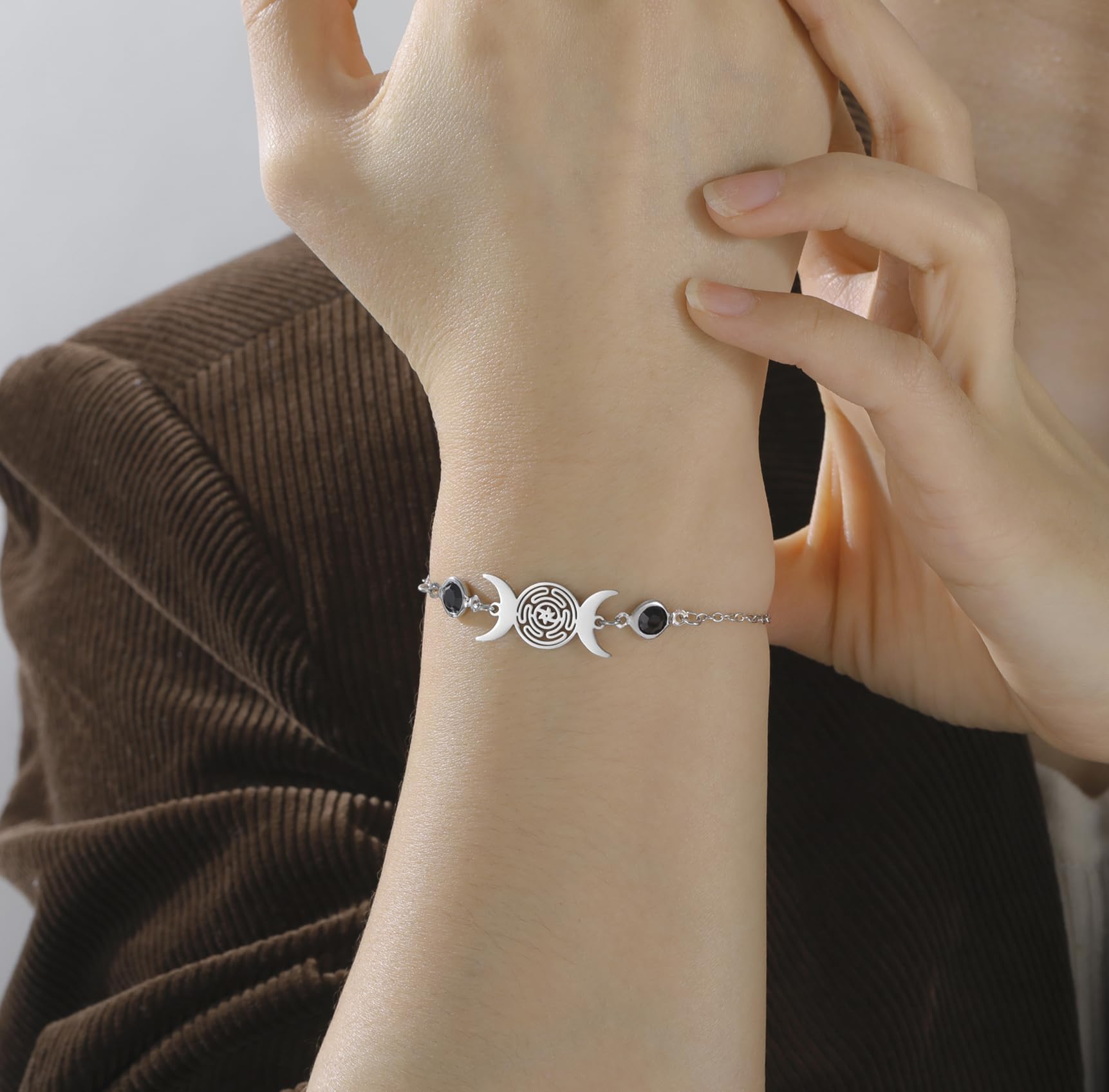 Eueavan Bracelets Bracciale Hecate Tripla Luna Argento Regolabile