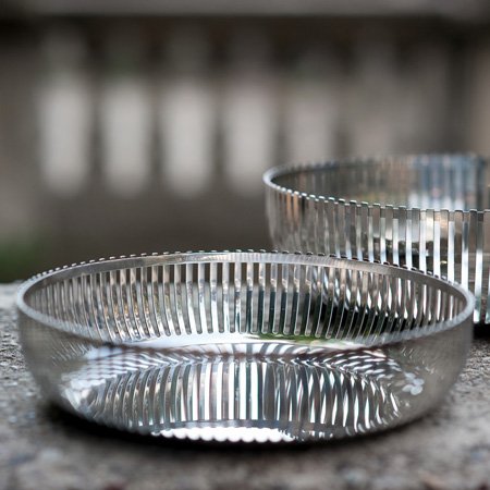 Alessi PCH04/32 vassoio rotondo 32 cm acciaio lucido