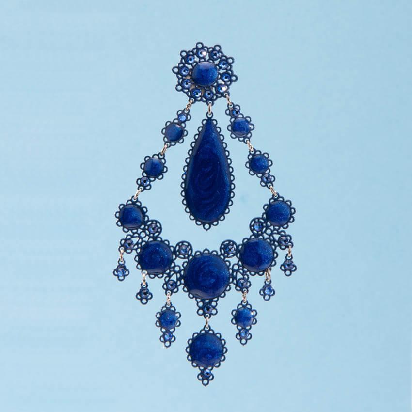 Chic Ad Hoc Orecchini chandelier perno gocce blu notte