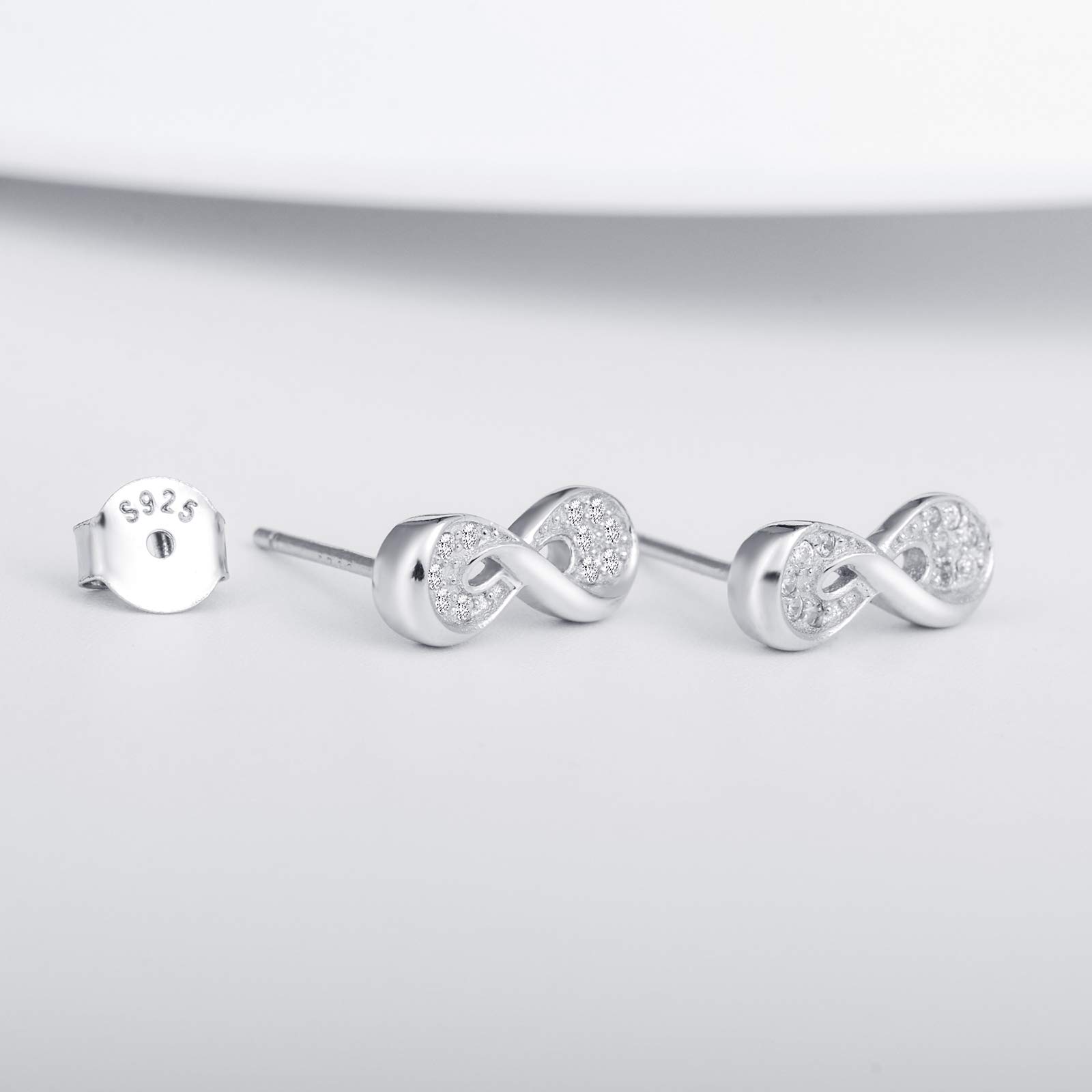 INFINIONLY Fashion Earrings orecchini borchia infinito argento zirconi