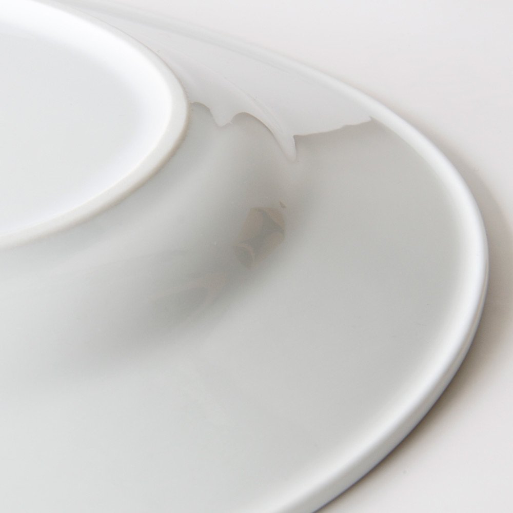 A di Alessi PlateBowlCup AJM28/22 piatto ovale 36 cm