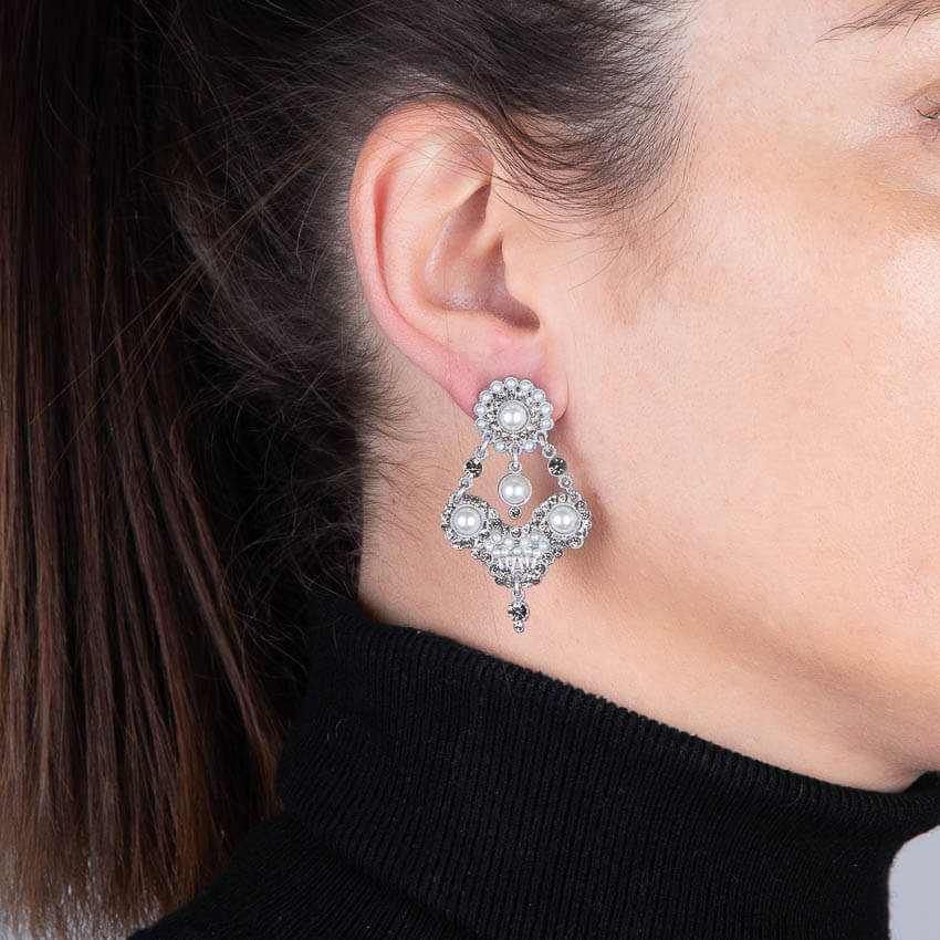 Chic Ad Hoc Orecchini clip pendenti cristalli e perle