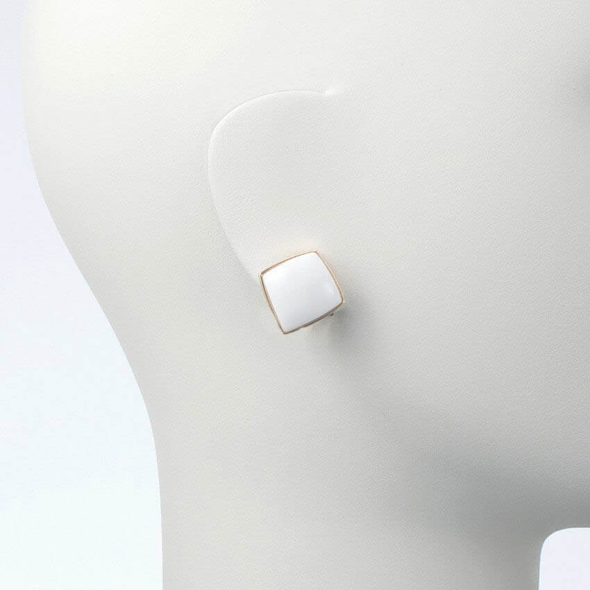 Chic Ad Hoc Orecchini clip oro smalto bianco