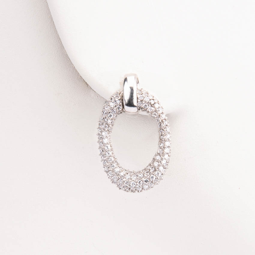 Chic Ad Hoc Orecchini perno argento ovali pave zirconi