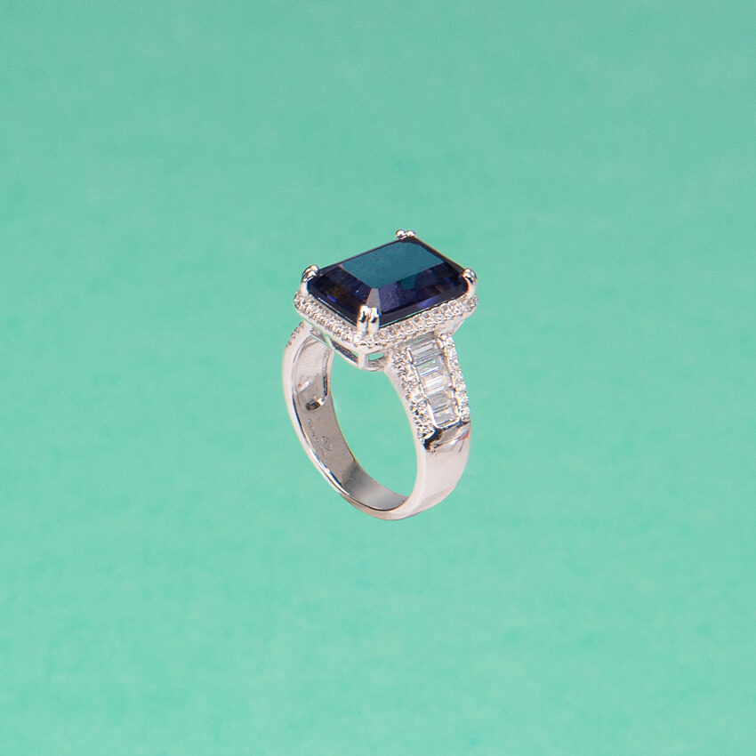 Chic Ad Hoc Anello argento zircone zaffiro taglio smeraldo